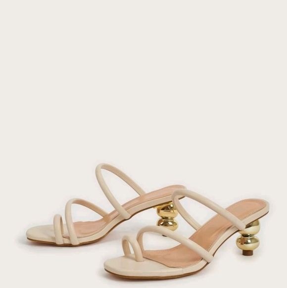 Toe loop heeled mules limited edition - Picture 5 of 8